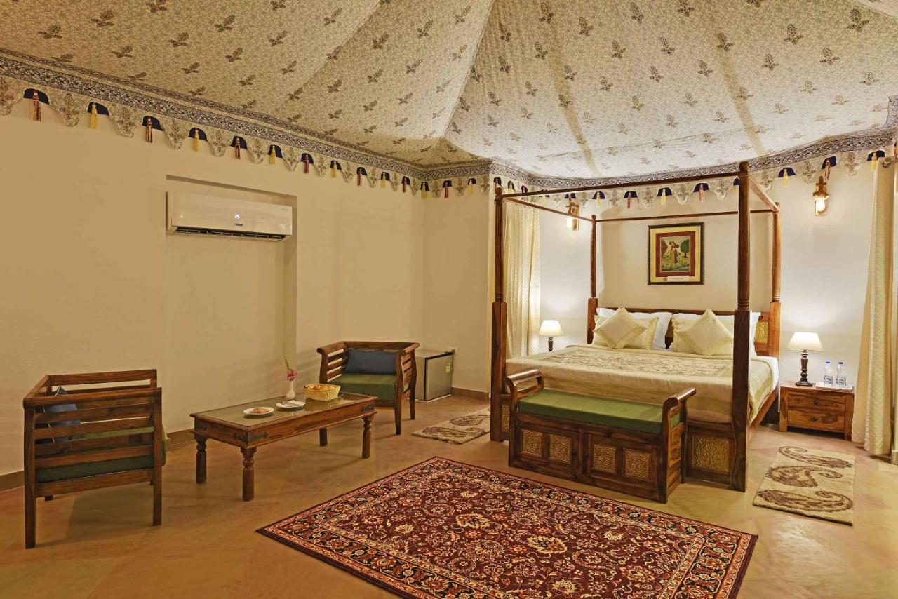 Khilchīpur Clarks Safari Ranthambore מראה חיצוני תמונה